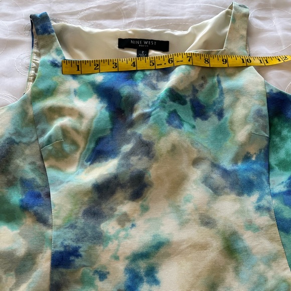 Nine West Women’s Size 2 Knee Length Multi Color Sleeveless Dress - Picture 2 of 15